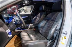 بي ام دبليو الفئة 7